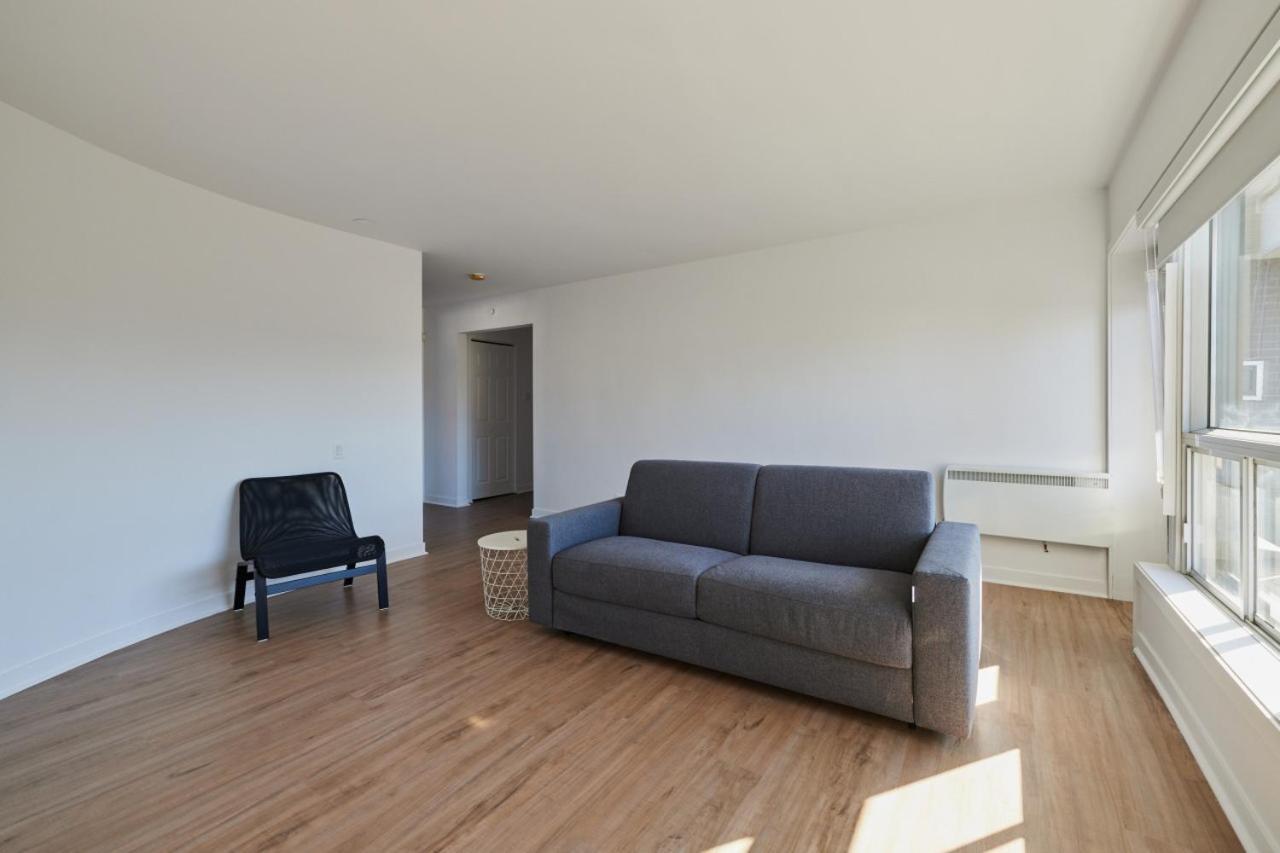 Hotel Laurence Montreal Bagian luar foto