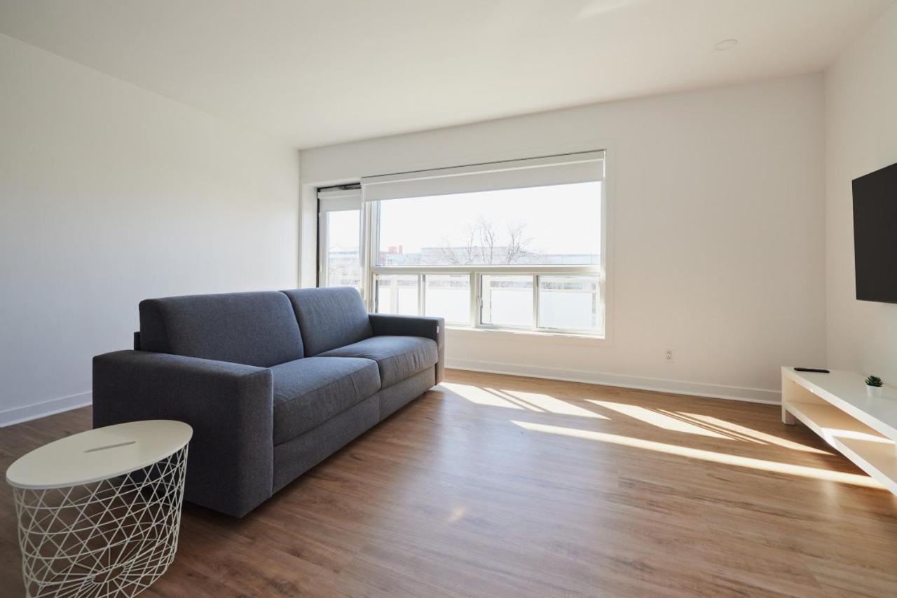 Hotel Laurence Montreal Bagian luar foto