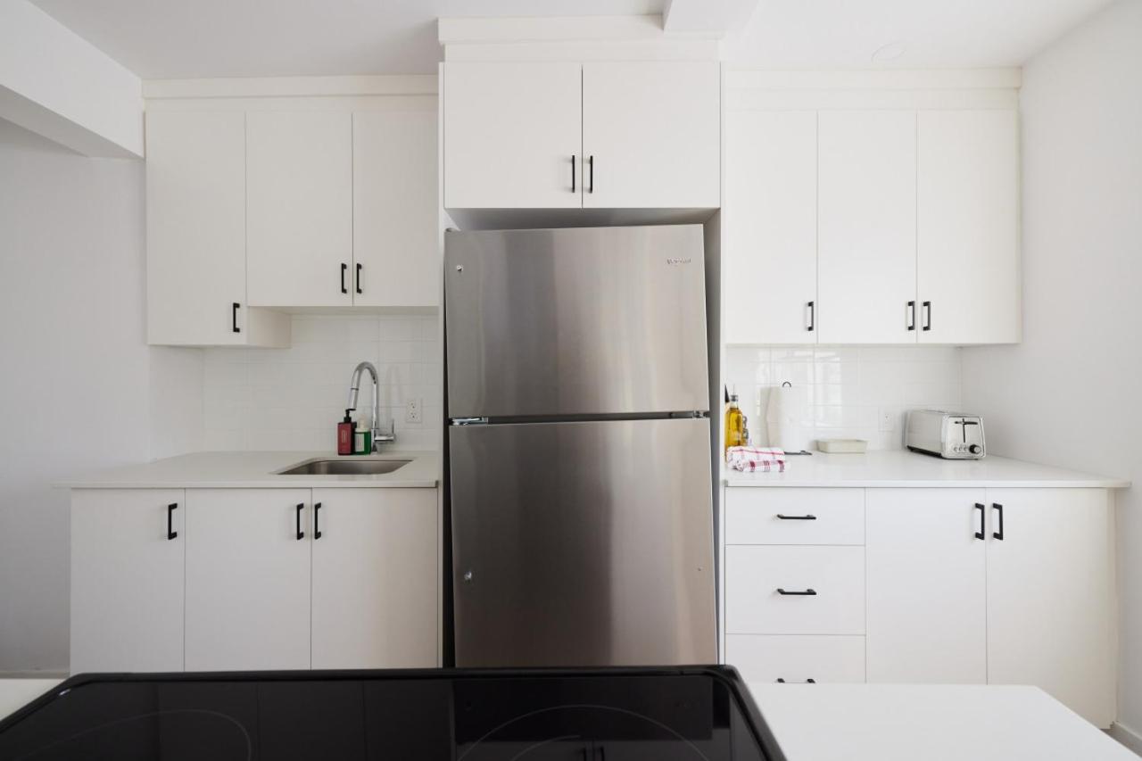 Hotel Laurence Montreal Bagian luar foto